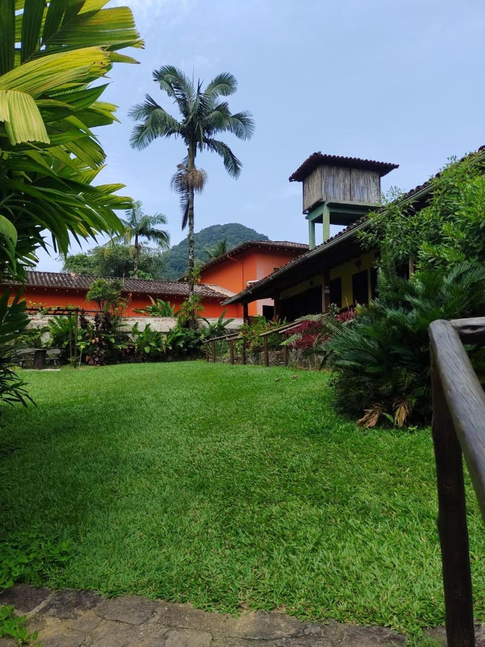 Flats Do Felix Apartman Ubatuba Kültér fotó